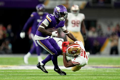 Vikings outlast 49ers 22-17 with 2 Cousins-Addison TDs and 2 late interceptions by Bynum